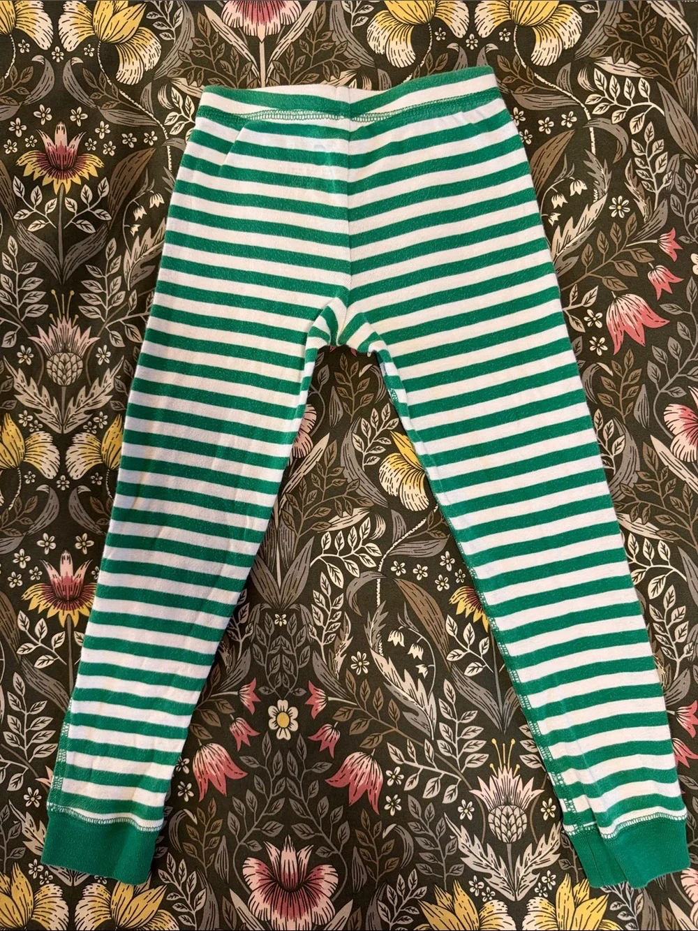 Primary Kids Pajama Set size 4/5, family matching, mommy & me